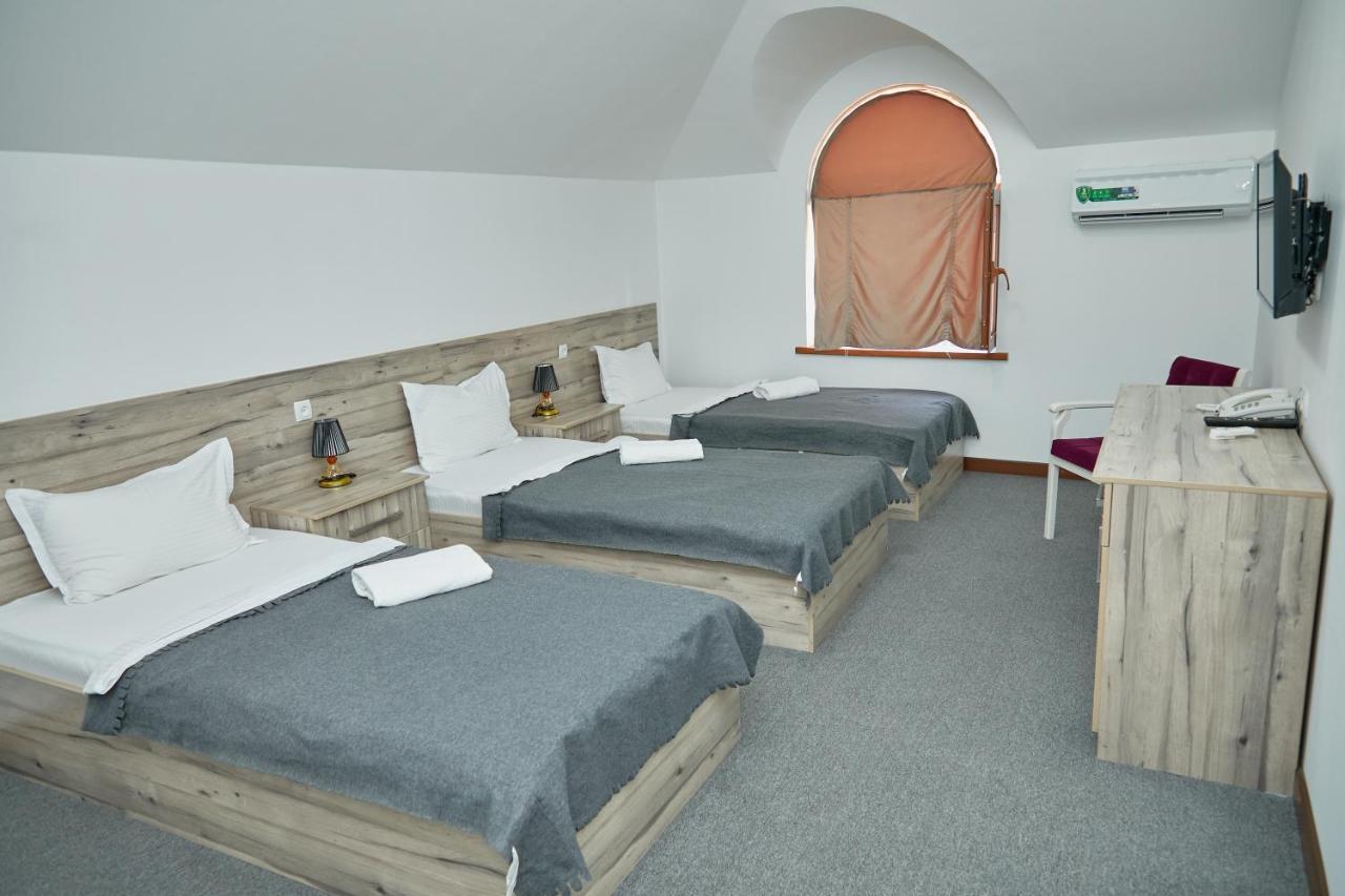 Hotel Muqaddas Samarkand Buitenkant foto