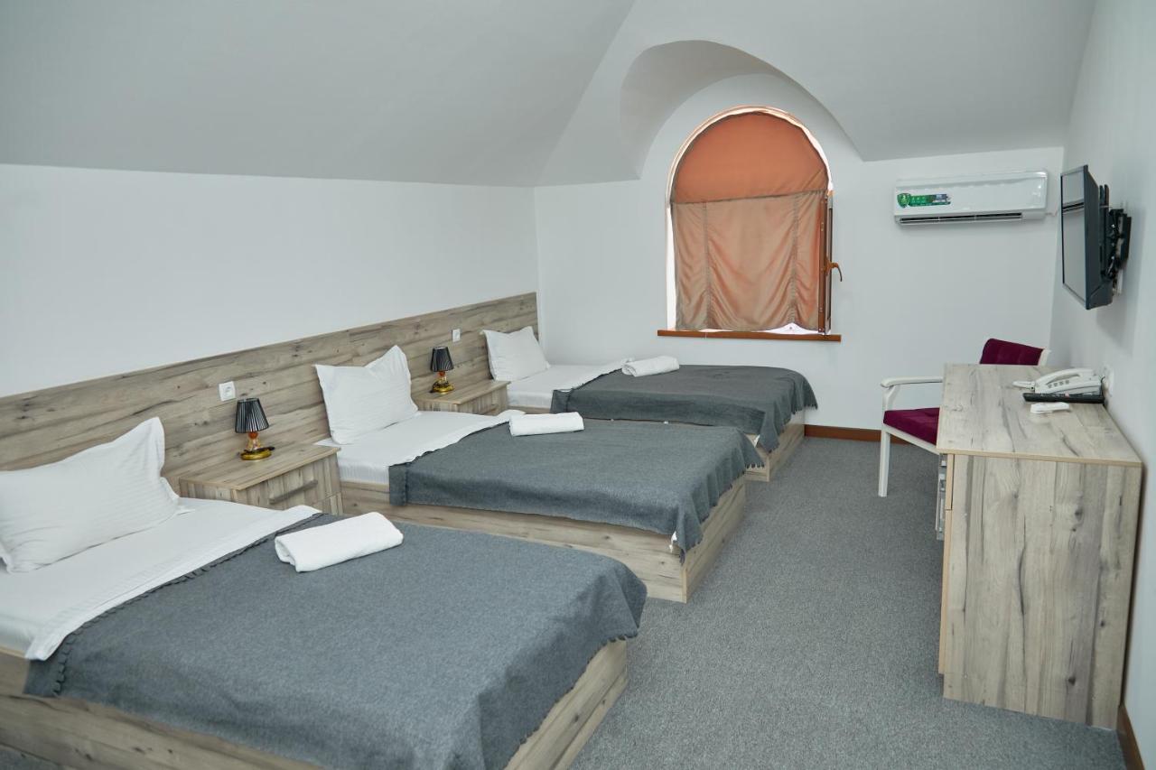 Hotel Muqaddas Samarkand Buitenkant foto