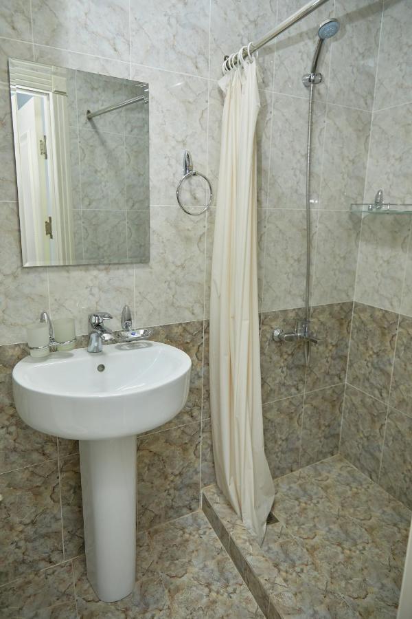 Hotel Muqaddas Samarkand Buitenkant foto