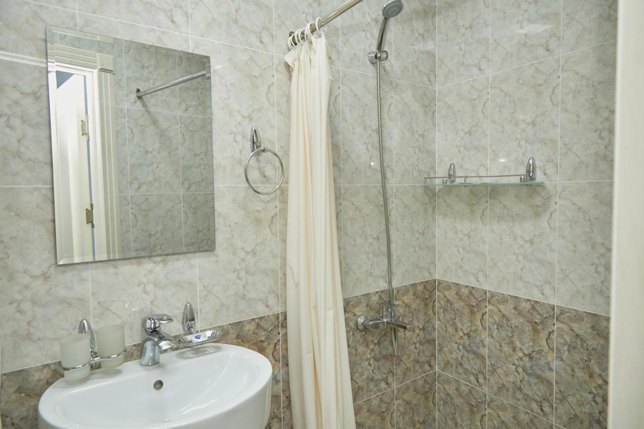 Hotel Muqaddas Samarkand Buitenkant foto